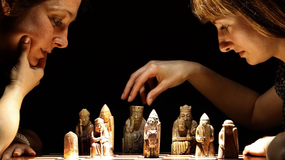 Jouer et s'adonner à des jeux de société comme les échecs peuvent rendre meilleur sur le plan social et intellectuel